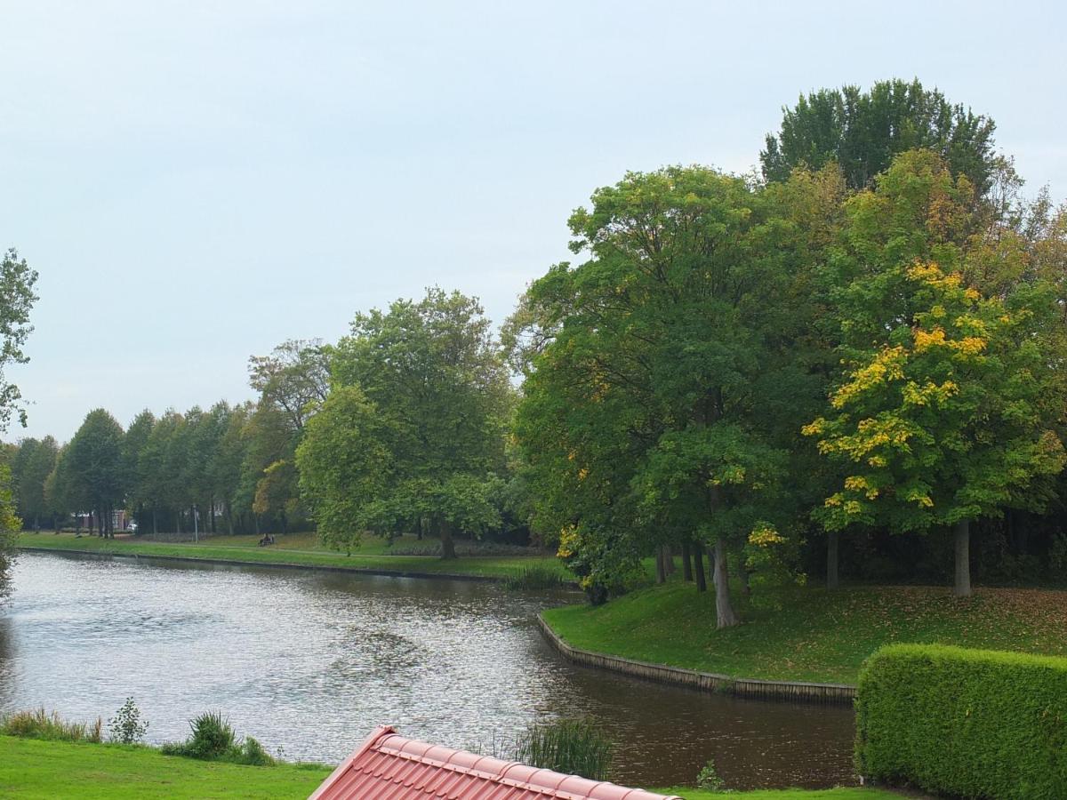 B&B Ferdivedaasje Dokkum Exterior photo